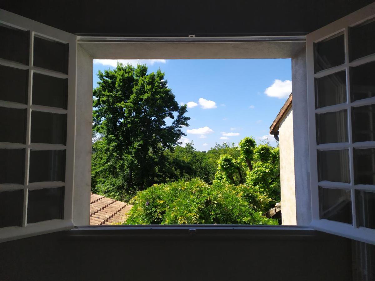 Les Gites Des Beaux Chenes Mortagne-sur-Sevre ภายนอก รูปภาพ